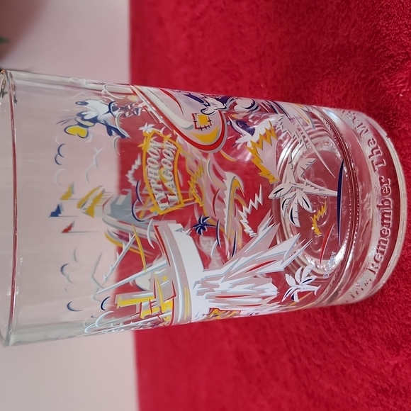 Walt Disney World Remember the Magic. Goofy, drinking glass. - Picture 4 of 8